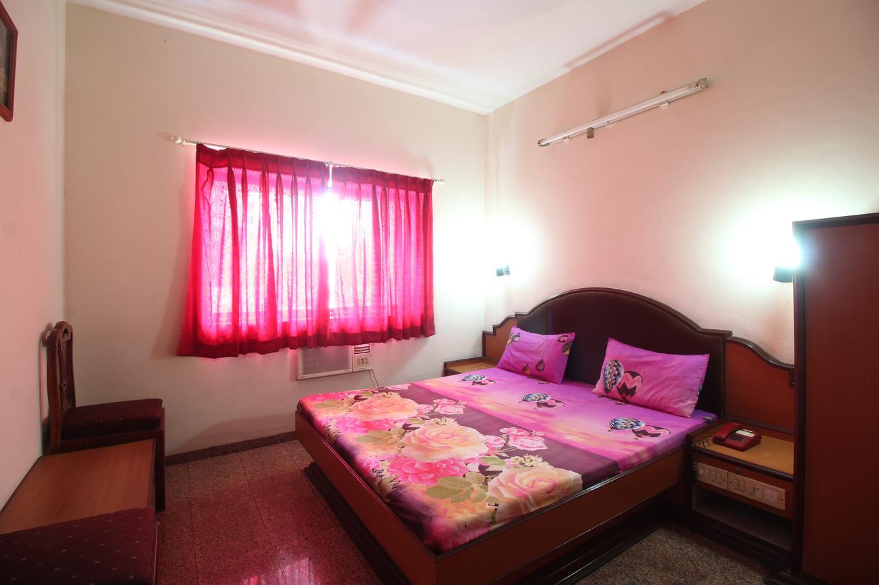 Soubhagya Inn Szilvassza Kültér fotó